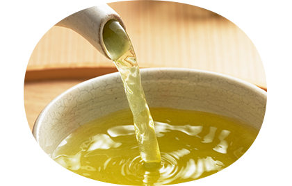 お茶を入れるイメージ写真